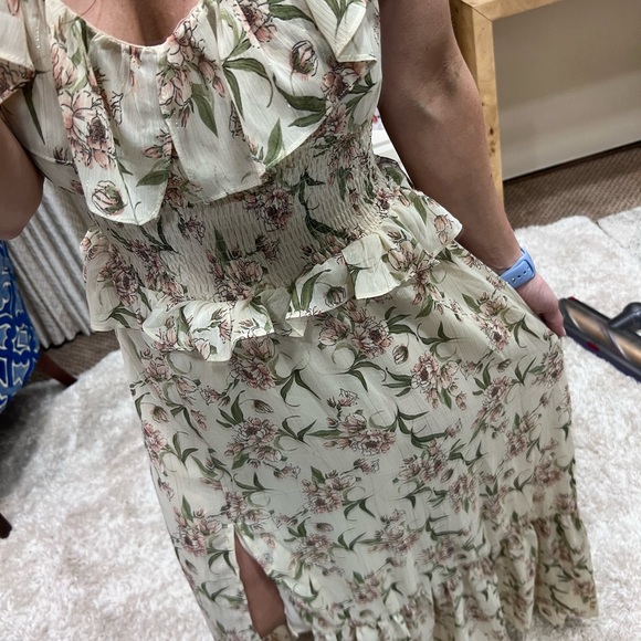 NWT Astr the label Luna Floral maxi dress - Picture 12 of 12